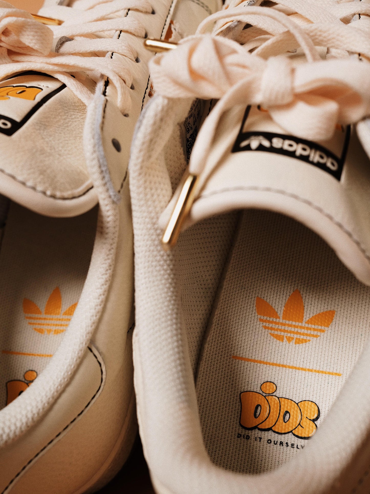 DIOS X ADIDAS - SUPERSTAR (FRIENDS & FAMILY)