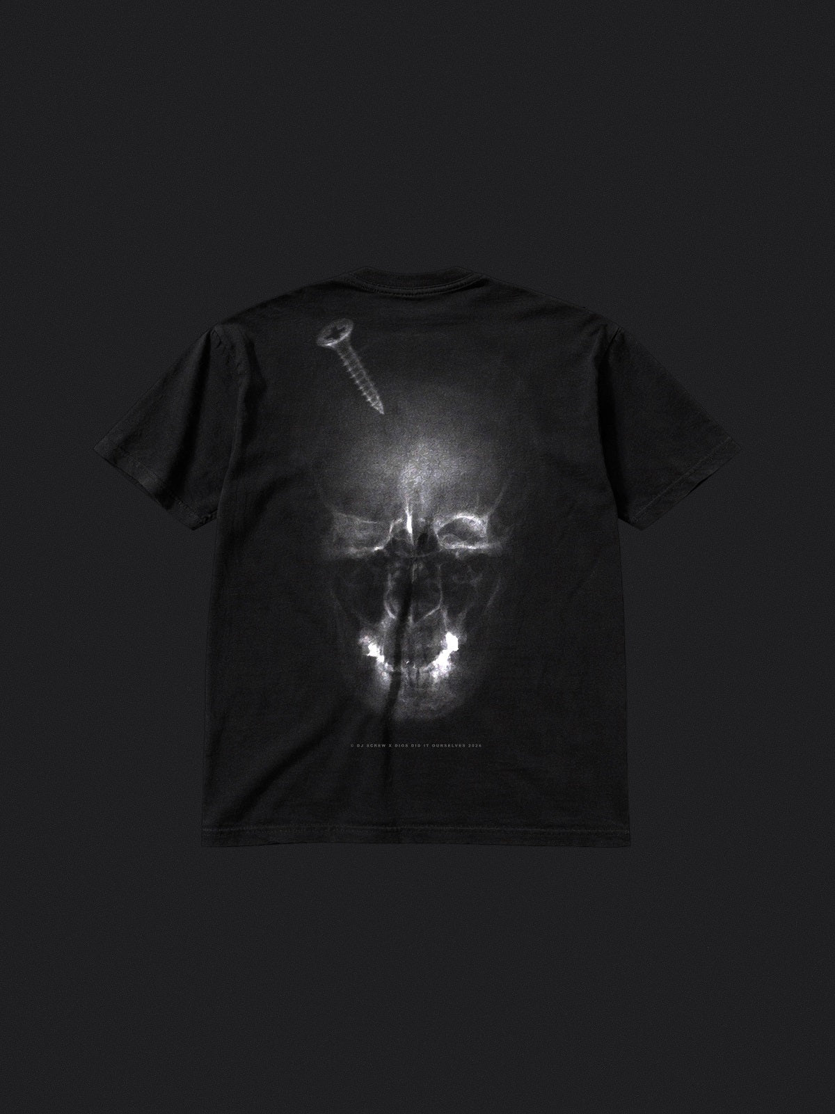 DIOS SCREW HEAD - TEE (BLK)