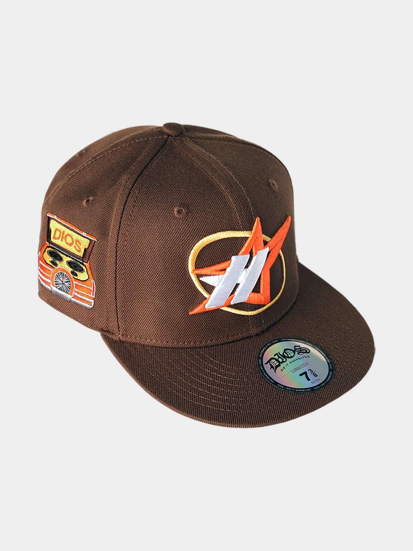 HOUSTON DIOS -  BROWN FITTED